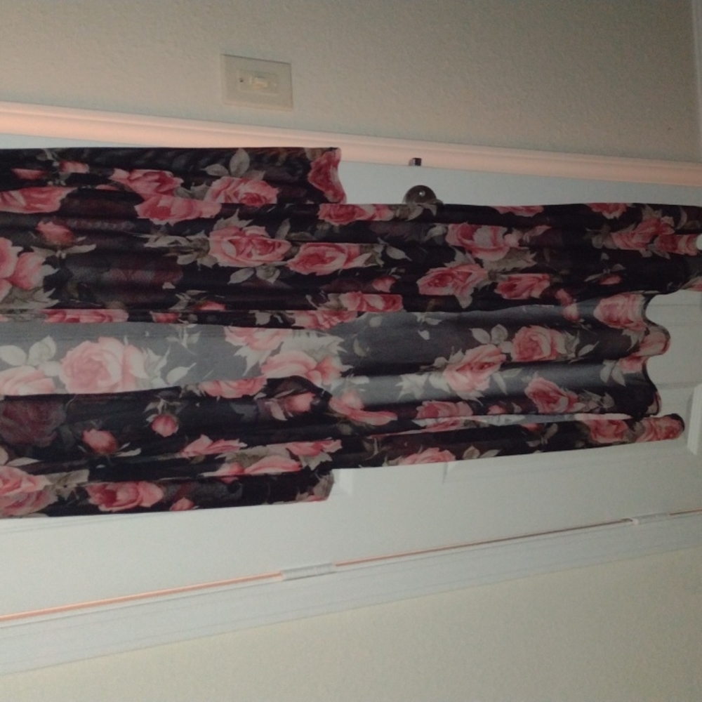 Duster/Cover-up - Picture 2 of 4